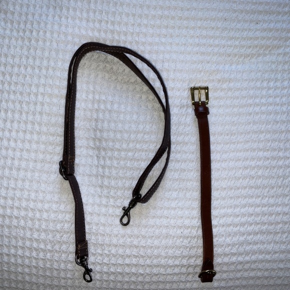 Authentic Dooney and Bourke Handbag - Picture 7 of 7